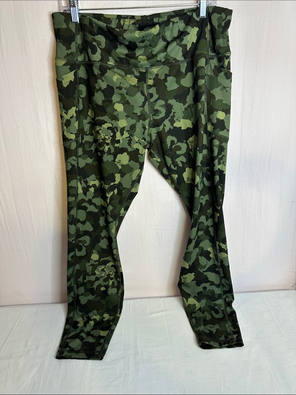 Avia Olive Green Camo Leggings